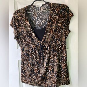 🍂stylish stretchy top